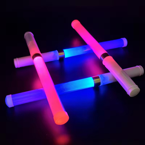 Bâton lumineux LED en acrylique portable avec télécommande, fonctionne avec des piles AAA, cadeaux promotionnels pour les mariages, les concerts, les fêtes - Product Image 2