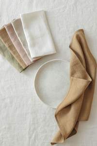 Serviette en lin lavé à la pierre douce personnalisable de qualité supérieure avec serviettes et accessoires en tissu à texture naturelle - Product Image 2