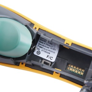 Thermomètre infrarouge Fluke, contact et sans contact, outil de mesure de température industrielle avec 2 piles AA - Product Image 3