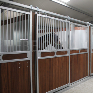 Estábulos Personalizados de Bambu Preto da Austrália, Não Fácil de Deformar, Novo Estado para Fazendas - Product Image 4