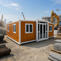 Maison conteneur à ossature acier légère et modulaire pour atelier d'usine et bureau de chantier, idéale pour les projets de construction et les travaux.