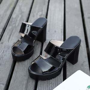 Sandales compensées à talon incliné pour femme, été, bout ouvert, pantoufles, imperméables, talons hauts, semelle épaisse, cuir - Product Image 2