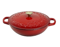 Marmite à fruits de mer en fonte émaillée rouge de 30 cm, résistante au four, avec couvercle décoratif à logo en dentelle, pour usage domestique et professionnel (vente en gros)