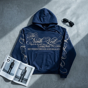 Sweat à capuche zippé doublé pour homme, coupe oversize, motif imprimé Jakis Christ the Ninth Veil Script, style streetwear gothique, bleu marine - Product Image 2