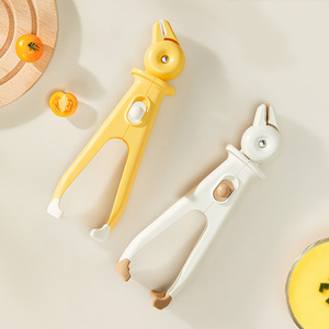 Pince de cuisine anti-brûlure rouge et blanche, clips pour bols, pince de cuisson vapeur en plastique, support de plat avec design en forme d'oiseau pour une manipulation sûre - Product Image 4