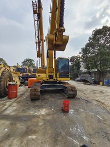 Excavadora de cadenas Komatsu PC220 usada de calidad perfecta, en perfectas condiciones de funcionamiento, incluye motor, PLC, caja de cambios y rodamientos. - Product Image 5