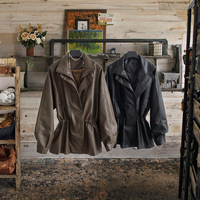 Blouson oversize noir respirant et coupe-vent pour femme, fermeture éclair, doublure en soie et peau de mouton véritable, collection automne 2026