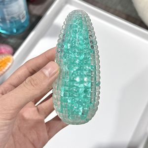 Juguete Sensorial de Silicona Suave TPR con Forma de Fresa para Amasar, Bola Antiestrés, Juguete Sensorial Blandito para Aliviar el Estrés - Product Image 2