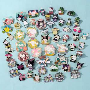 YINI Groothandel Op Maat Gemaakte Veiligheidsreversbadge Metalen Haar Anime Emaille UV-Gedrukt Kruis/Dier Broche Speldjes Ontwerper Vraag Catalogus - Product Image 2