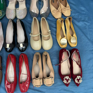 Modello GW003 da 1,8 Dollari, Taglie 36-41, Scarpe da Donna, Pantofole, Sandali Piatti, Vendita all'Ingrosso, Ultimi Modelli Africani, Pantofole Eleganti per Adolescenti - Product Image 1