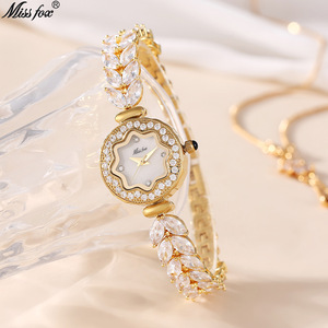 Best-selling Fashionable Pattern Designer Style Mermaid Diamond-studded Zirconium Women's <b>Watch</b> - Product Image 5
