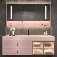 Meuble-lavabo flottant rose moderne à cannelures avec vasque, armoire miroir LED et rangement en verre cannelé pour projets hôteliers et d'appartements