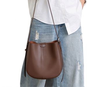 Bolso de Mano Tipo Cubo Retro Europeo Americano de Cuero Genuino para Mujer, Nuevo, Versátil, de Alta Gama, Ligero, de un Solo Hombro - Product Image 5
