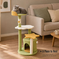 Arbre à chat éco-responsable MM001 à trois niveaux avec poteaux à gratter en peluche et plateformes d'escalade 55 x 38 x 132 cm – Vente en gros