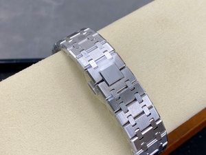 Montre mécanique de plongée de luxe de qualité supérieure, étanche, 41 mm, mouvement THB Factory 3132, 15412, squelette serti de diamants - Product Image 6