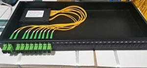 19 pouces 1U montage en rack FTTH équipement à fibre optique 2x8 <span class=keywords><strong>LC</strong></span> SC APC PLC Splitter panneau de brassage avec prise en charge du réseau WiFi - Product Image 4