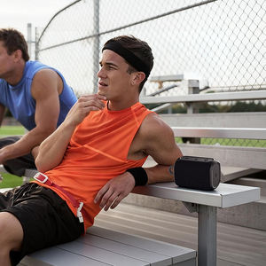 Altavoz Bluetooth Portátil con Correa de Plástico, Puerto de Carga Tipo-C, Salida de 10W, Emparejamiento Rápido para Entretenimiento Durante Todo el Día - Product Image 5