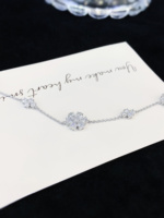 Bracelet pour femme en or véritable 18 carats avec diamants de laboratoire, bracelet chaîne à grappe de fleurs avec diamants certifiés pour bijoux de mariage et de mariée