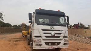 รถบรรทุกหนัก HOWO 6x4 371 แรงม้า ยี่ห้อจีน ยอดขายดีที่สุด รถหัวลากสำหรับขนส่งทางถนน รถบรรทุกมือสองสำหรับขาย - Product Image 2