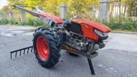 Traktor Pertanian NL 131 PLUS 15.5HP Mesin Diesel ZT155 Starter Elektrik Ban Karet Rake 2WD Komponen Gearbox Inti Roda