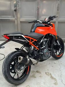 Motocicleta KTM1 <span class=keywords><strong>Duke</strong></span> 250cc de Calle, Monocilíndrica, Refrigerada por Agua, Inyección de Combustible, Gran Potencia - Product Image 4