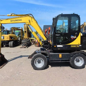 Pelle multifonction sur chenilles originale de la Corée Hyundai 55w-7 Hyundai à haut rendement en bon état en vente - Product Image 1