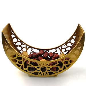 Nuovo Vassoio Decorativo in Ferro Ramadan Kareem a Forma di Luna e Stella, Scatola Regalo Eid Mubarak, Vassoio per Dessert Artigianale per <span class=keywords><strong>Feste</strong></span> <span class=keywords><strong>Islamiche</strong></span> e Festival Musulmani - Product Image 4