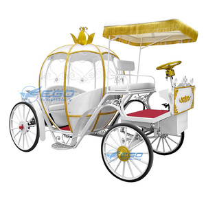 Articles de mariage électriques de luxe, modèle Cendrillon, comprenant une citrouille en métal, une calèche sans chevaux et une carrosse à vendre - Product Image 1