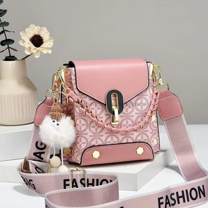 Sacs à bandoulière tendance pour filles, sacs à main pour femmes, sacs pour téléphone portable avec pompon – Nouveauté en gros - Product Image 2