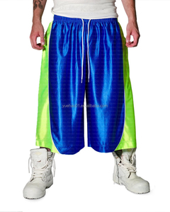 Pantaloncini Sportivi Estivi da Uomo Stile Streetwear in Poliestere e Cotone Tinta Unita Oversize Larghi da Palestra Calcio e Basket - Product Image 3