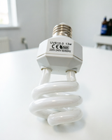 Émetteur de chaleur UVB, lampe ultraviolette, lampe populaire pour reptiles, vente chaude, éclairage UVB 10.0 de haute qualité, éclairage pour reptiles à économie d'énergie