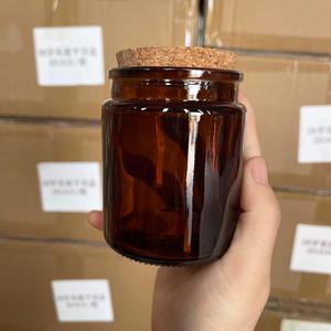 Bocaux en verre ambré de 100 ml et 200 ml avec bouchon en liège pour la fabrication de bougies DIY - Product Image 1