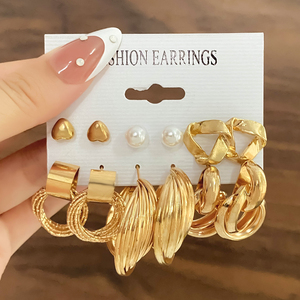Ensemble de Boucles d'Oreilles Tendance en Métal Doré pour Femmes, Bijoux Géométriques Perles Cercle Pendantes, Collection 2024 - Product Image 5