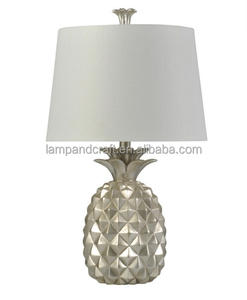 Lámpara de Mesa Decorativa Poly Bird con Pantalla de Lino Beige para Vestíbulo de Hotel, Habitación de Huéspedes, Sala de Estar y Dormitorio - Product Image 3