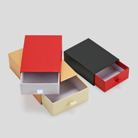 Vente en gros d'emballage de tiroir pliable avec logo personnalisé Boîtes coulissantes en papier kraft/blanc/noir Boîtes coulissantes à tiroir vide gaufré