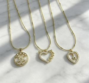 Collar chapado en oro de 18 quilates para mujer, con colgante de circonita cúbica en forma de mariposa, corazón y estrella, varios estilos, joyería de moda, regalo de San Valentín - Product Image 3