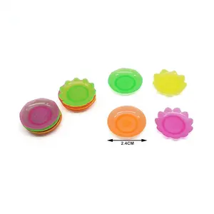 Wholesale colored plastic small plates little playthings for kids twisted egg gift toy for children