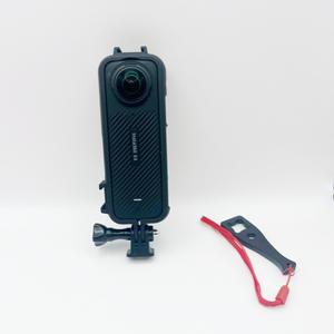 Cadre de protection en plastique de haute qualité pour caméra panoramique Insta360 X4 avec double support griffe froide et support d'extension cage de lapin - Product Image 1