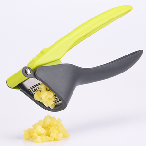 Máy ép tỏi cầm tay bằng thép không gỉ, tay cầm ABS, bền chắc, dễ vệ sinh, an toàn với máy rửa chén, bền vững - Product Image 1