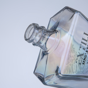 Luxuriöse Elegante 700ml Wodka-Flasche, Maßgefertigte Einzigartige Form Spirituosen-Glasflasche für Premium-Alkoholverpackungen - Product Image 4