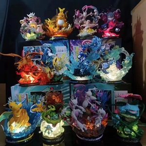 Set de Figuras de Acción de Resina PVC de 10 cm que Brillan de <span class=keywords><strong>Pikachu</strong></span>, Mewtwo, Gengar y <span class=keywords><strong>Charizard</strong></span>, Juguete de Dibujos Animados para Decoración, Número de Modelo ODM - Product Image 4