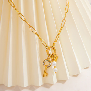 Collier pendentif cœur en or plaqué pour femme, bijoux tendance, chaîne électroplaquée 18 carats, collier clavicule, automne hiver - Product Image 2