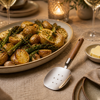 Spatule de cuisine en acier inoxydable à manche en bois, ajourée, avec trou de suspension, écumoire de cuisine perforée, vente en gros