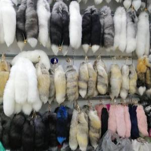 Mode belle conception en gros queue de renard naturel/fée véritable queue de fourrure de renard porte-clés - Product Image 2