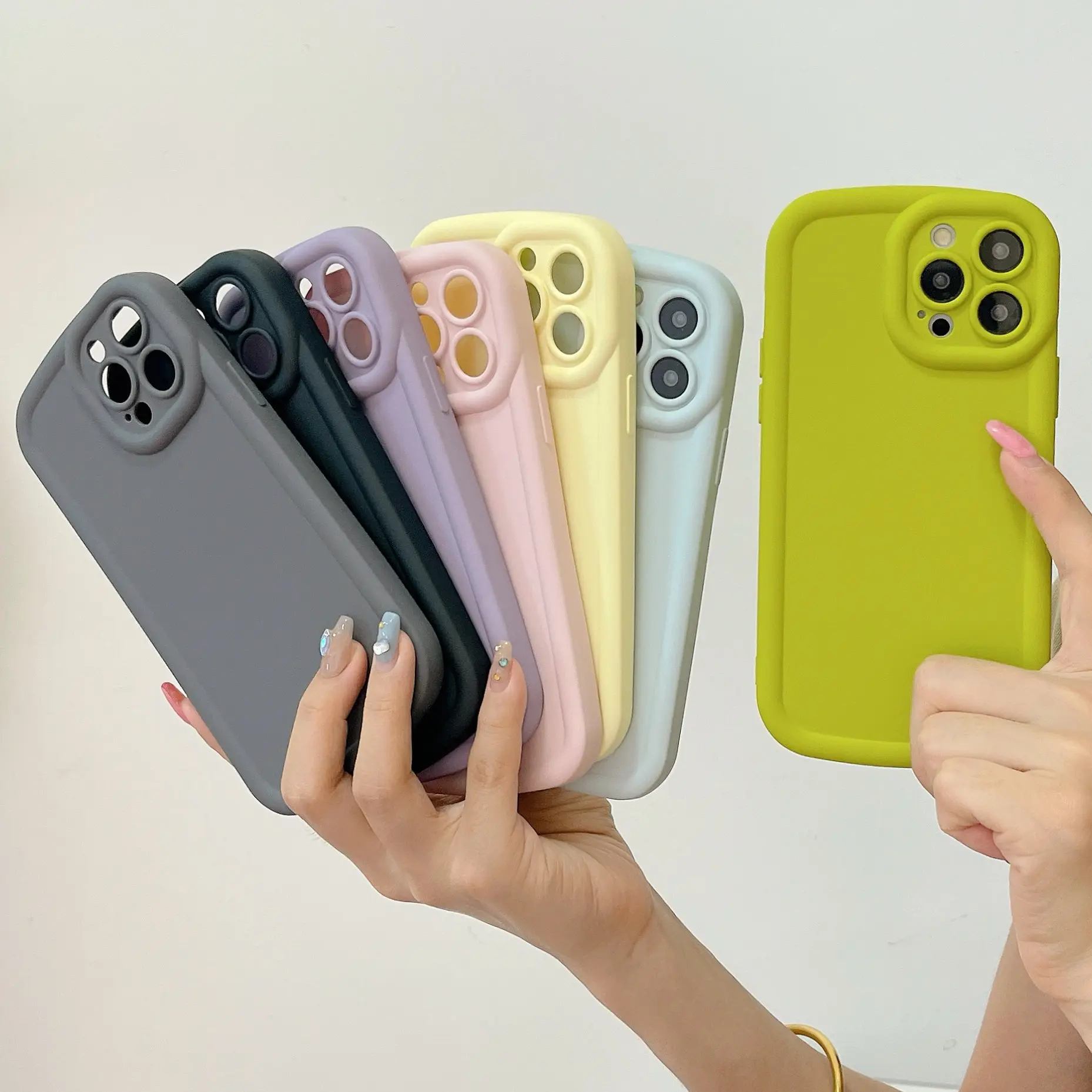 Sarung ponsel gaya Jepang anak perempuan, warna Solid Tpu lembut sederhana tahan guncangan terasa kulit Matte untuk Iphone 15 pro