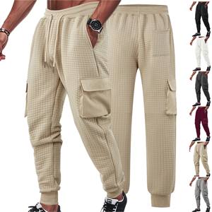 Pantalones Deportivos Acolchados para Hombre SHEIN, Cintura Elástica, Transpirables, con Bolsillos, para Uso Casual - Product Image 1