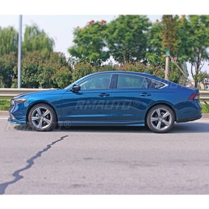 Pour Honda Accord 11e génération 2023-2024 Kit carrosserie Jupes latérales Diffuseur Noir brillant Style sport Fentes latérales Accessoires auto - Product Image 4