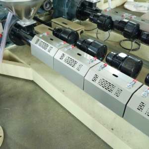 เครื่องอัดรีดเป่าฟิล์มสองสีความเร็วสูง ประหยัดพลังงาน ผลิตฟิล์มสองสี - Product Image 4