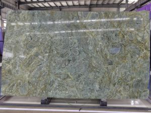 Pierre naturelle Union Stone, marbre vert poli de Bulgarie, grande dalle, moderne, imperméable, garantie 1 an pour cuisine et salle de bain - Product Image 2