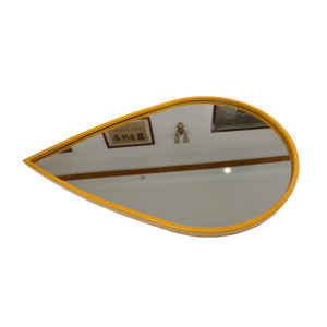<span class=keywords><strong>Espejo</strong></span> Decorativo Moderno Personalizado con Marco Metálico Acabado Dorado, Tamaño Personalizable, Forma Irregular, <span class=keywords><strong>Espejo</strong></span> de Pared - Product Image 6
